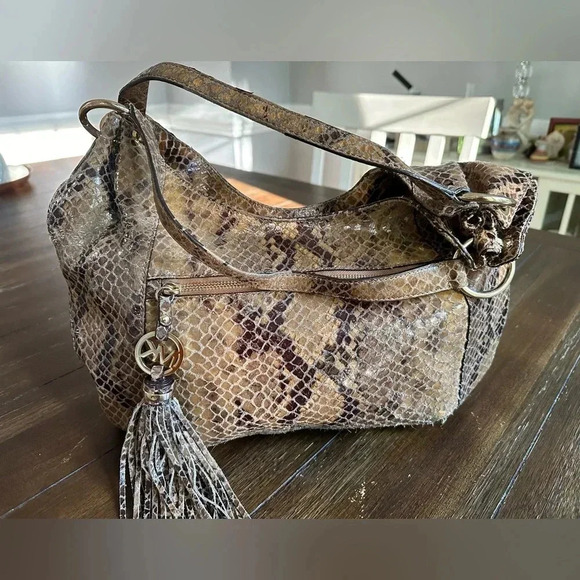 Michael Kors hobo bag - Picture 1 of 16